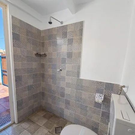 Aria Di Mare Апартаменты Карини
